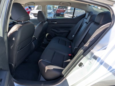 2021 Nissan Altima SR