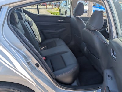 2021 Nissan Altima SR