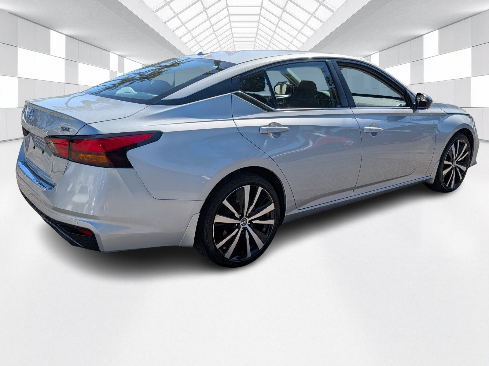 2021 Nissan Altima SR