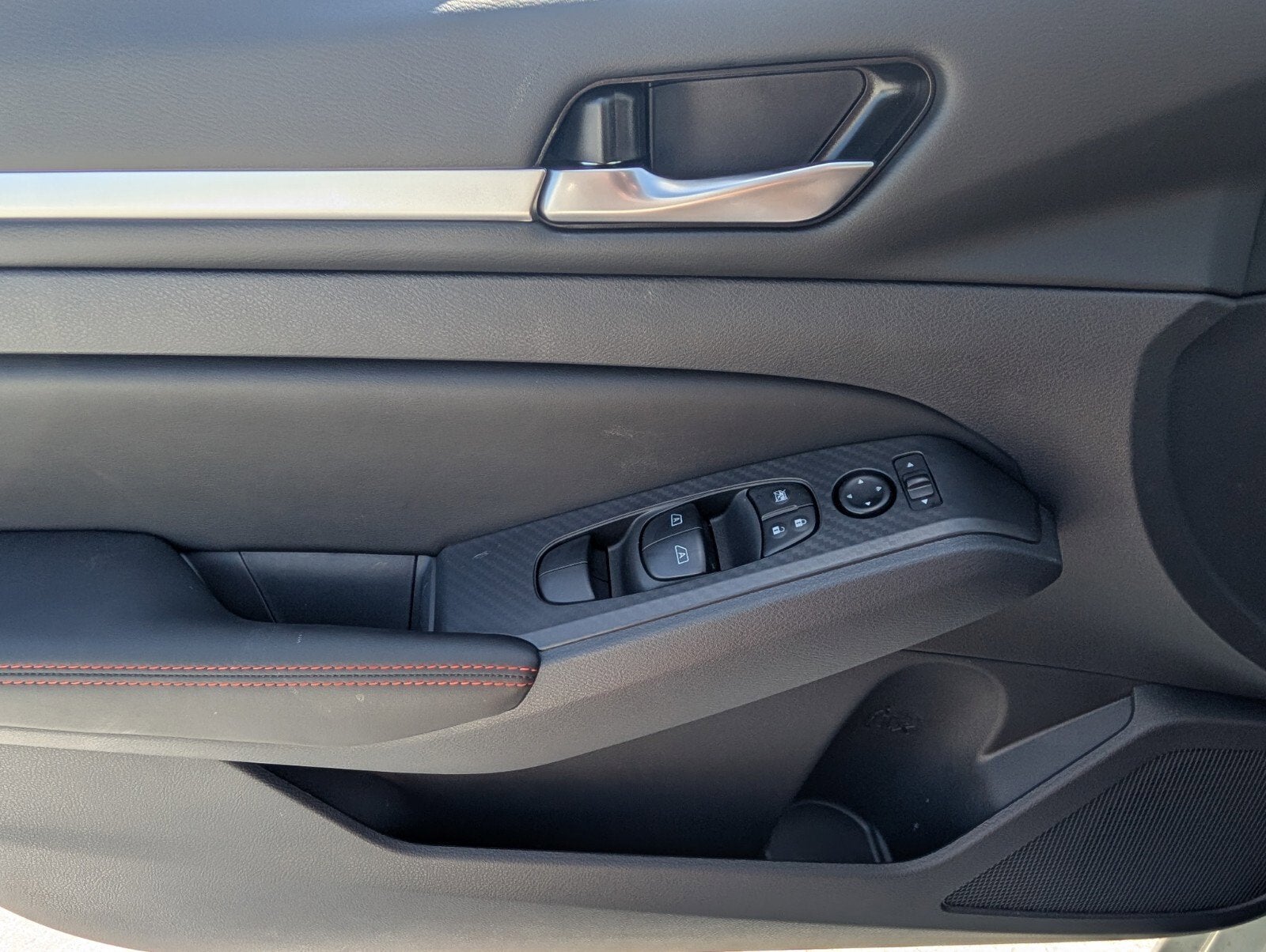 2026 Nissan Altima SR