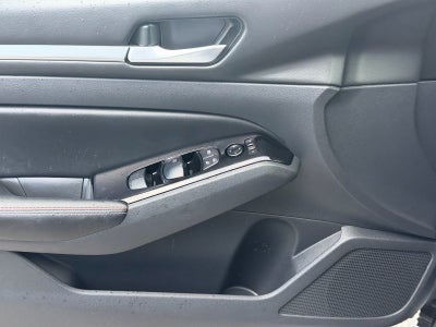 2024 Nissan Altima SR
