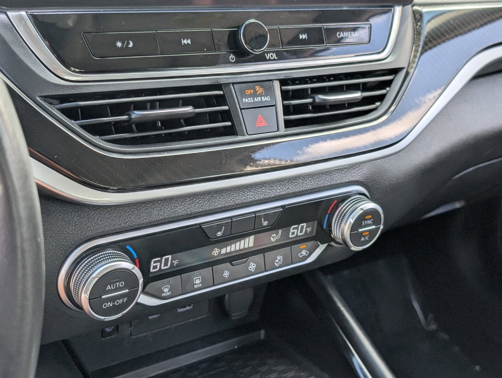 2025 Nissan Altima SR