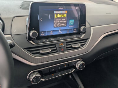 2025 Nissan Altima SR