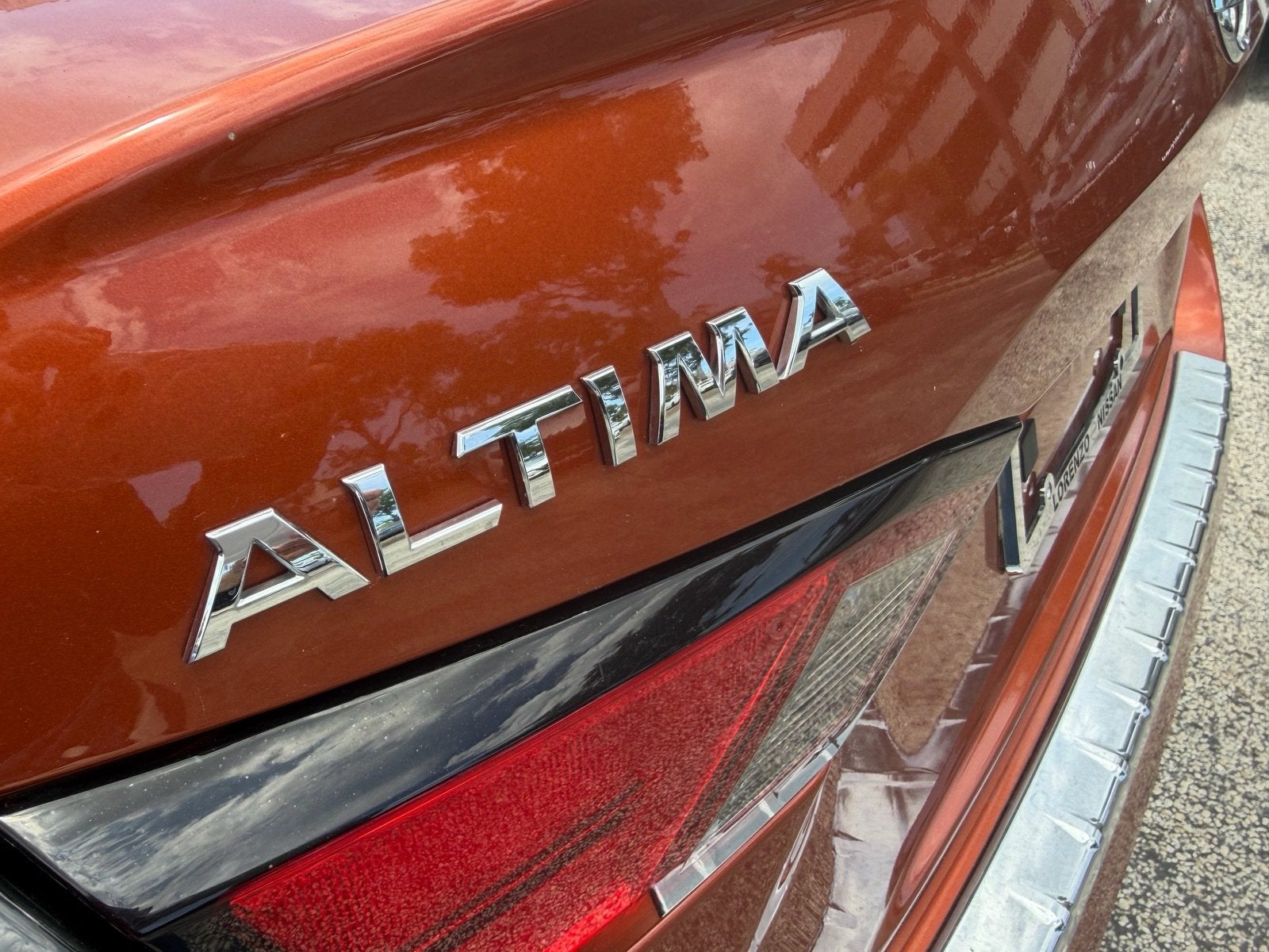 2022 Nissan Altima SR