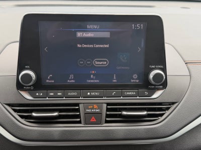 2022 Nissan Altima SR