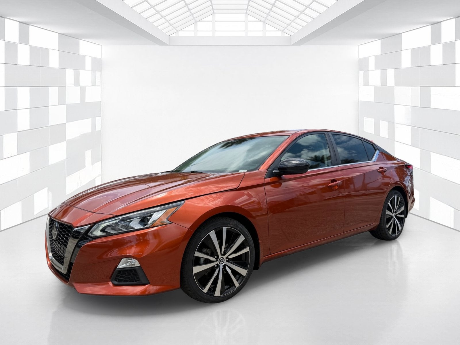 2022 Nissan Altima SR