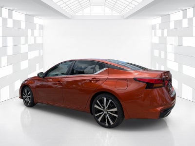 2022 Nissan Altima SR
