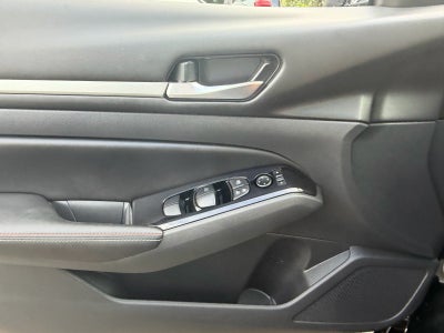 2024 Nissan Altima SR