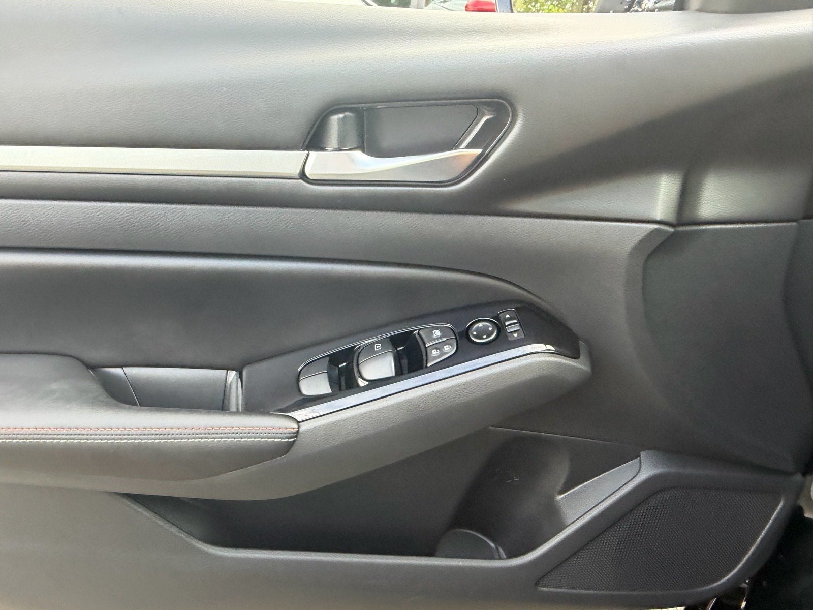 2024 Nissan Altima SR