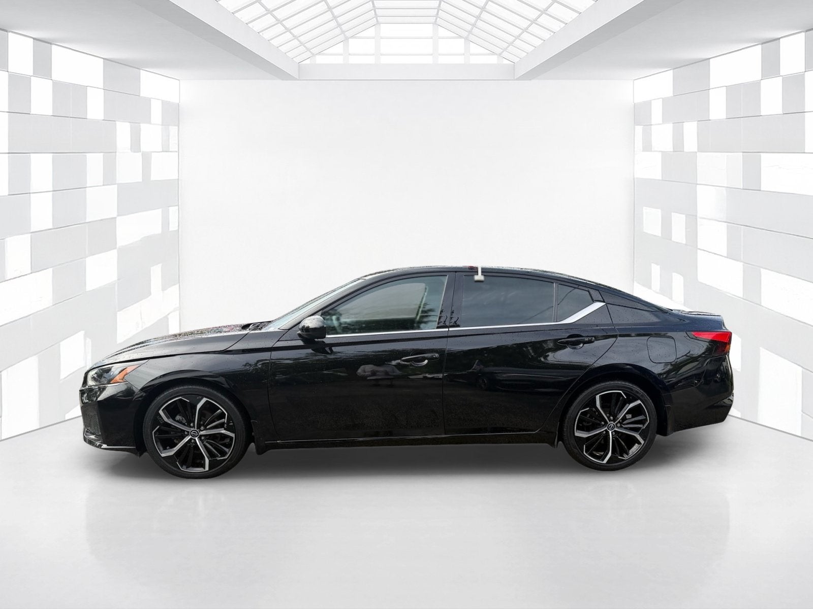 2024 Nissan Altima SR