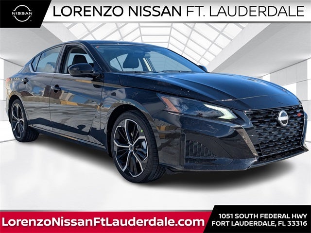 2025 Nissan Altima SR
