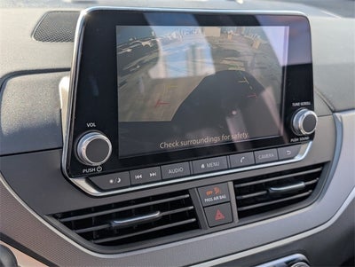 2025 Nissan Altima SR