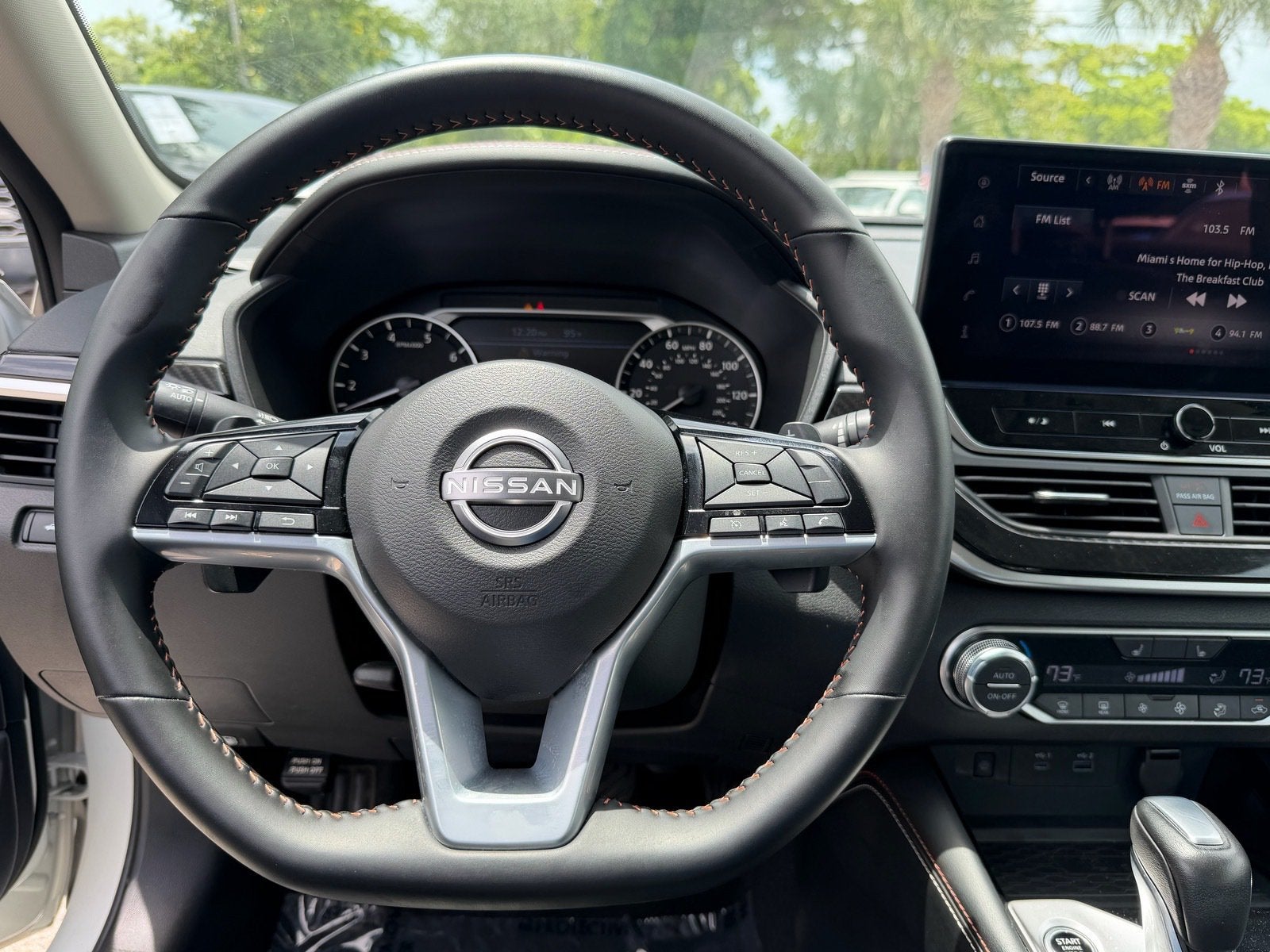 2025 Nissan Altima SR