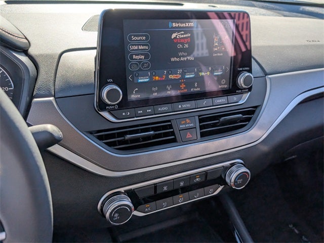 2025 Nissan Altima SR