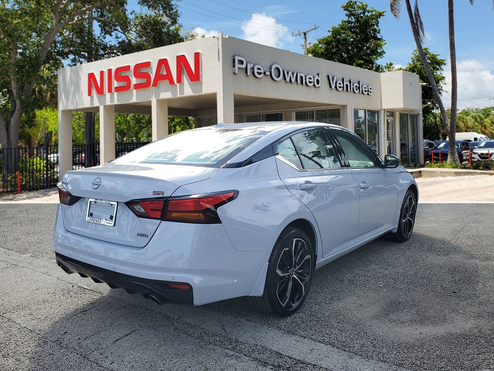 2025 Nissan Altima SR