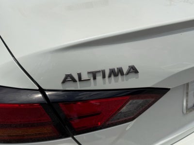 2024 Nissan Altima SR