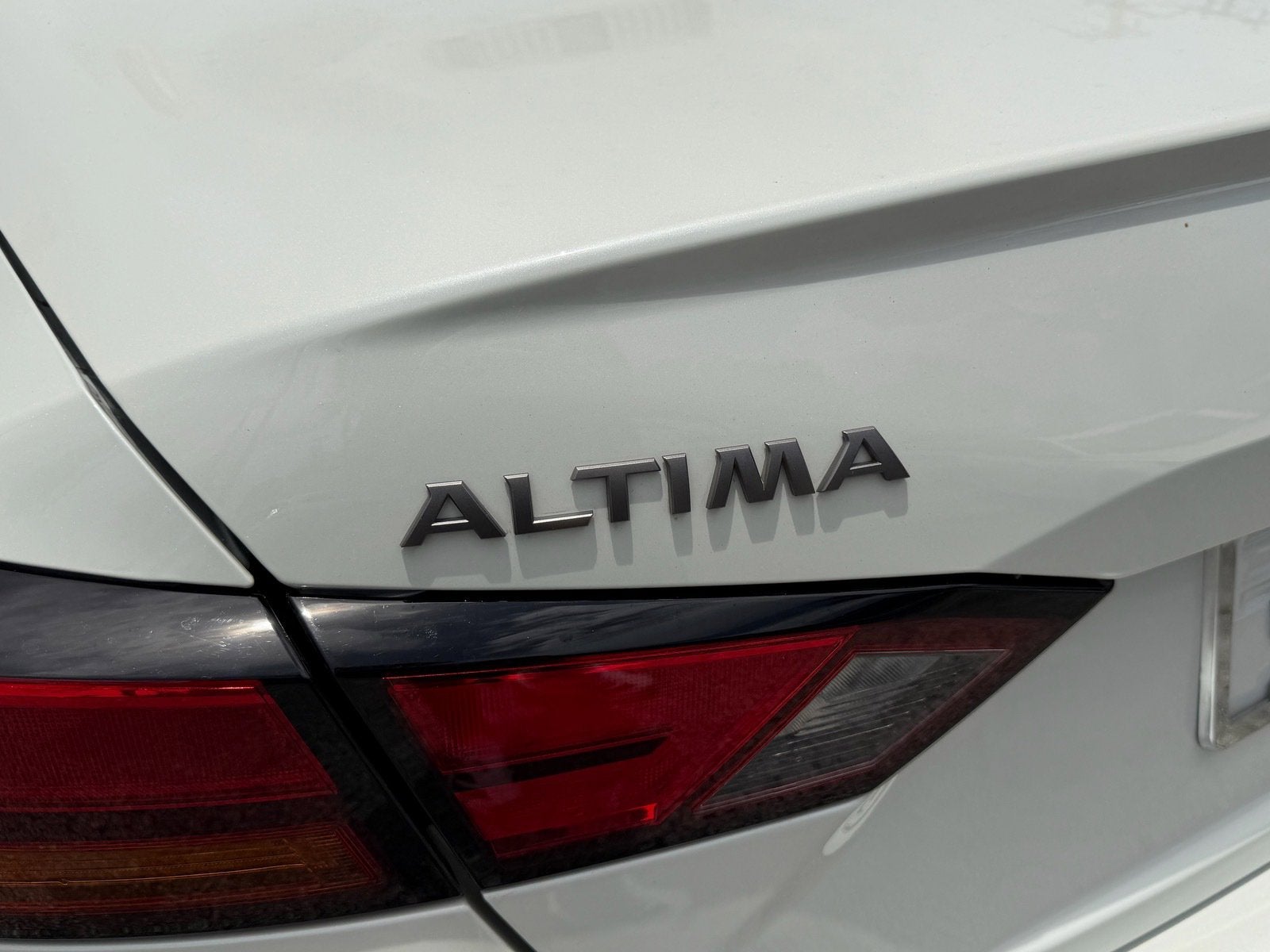 2024 Nissan Altima SR