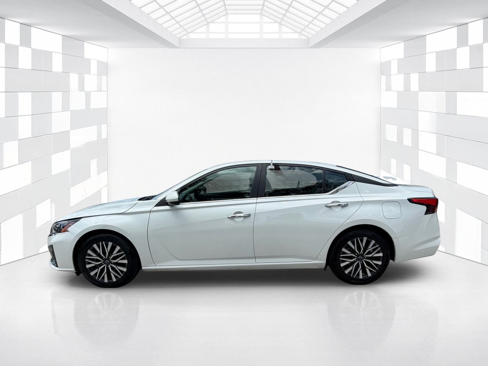 2023 Nissan Altima SV