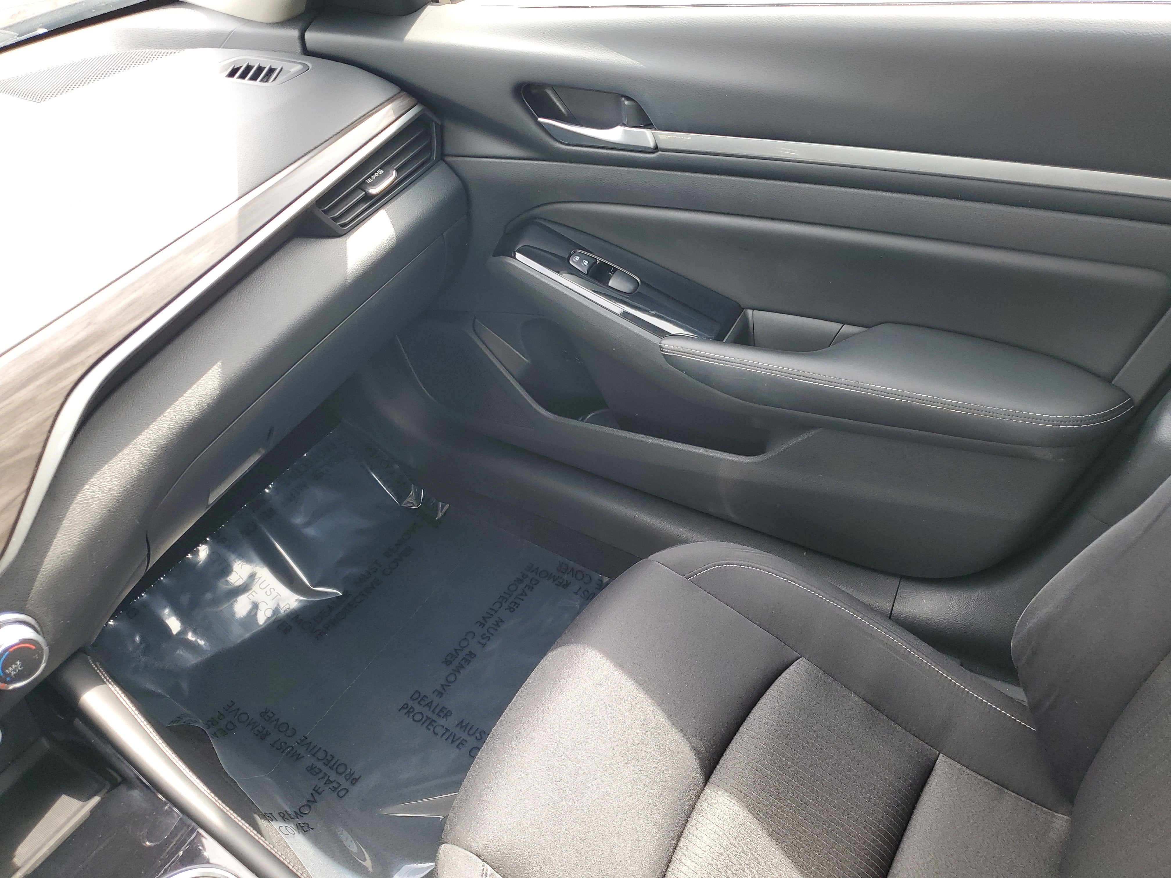 2023 Nissan Altima SV