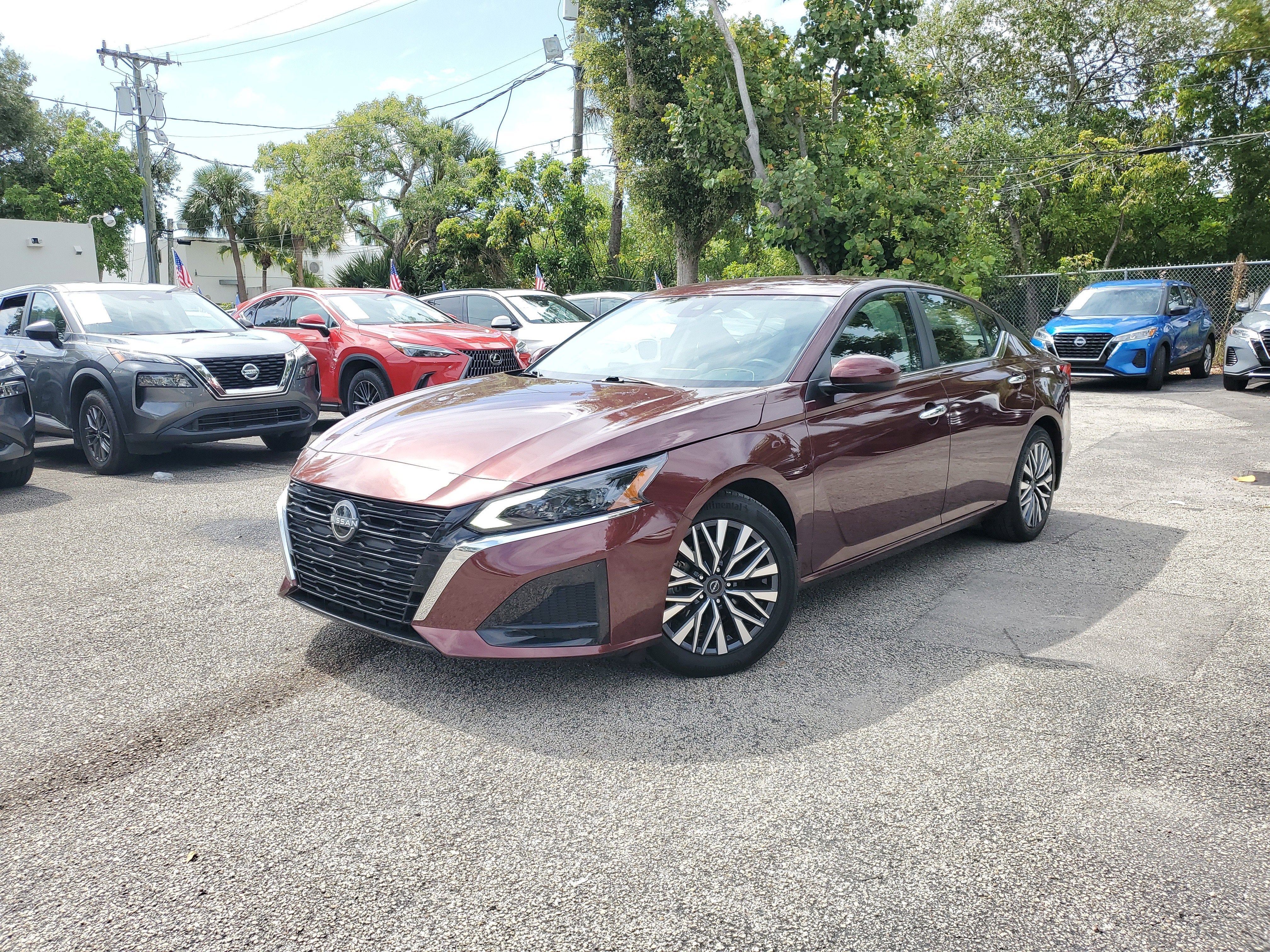 2023 Nissan Altima SV