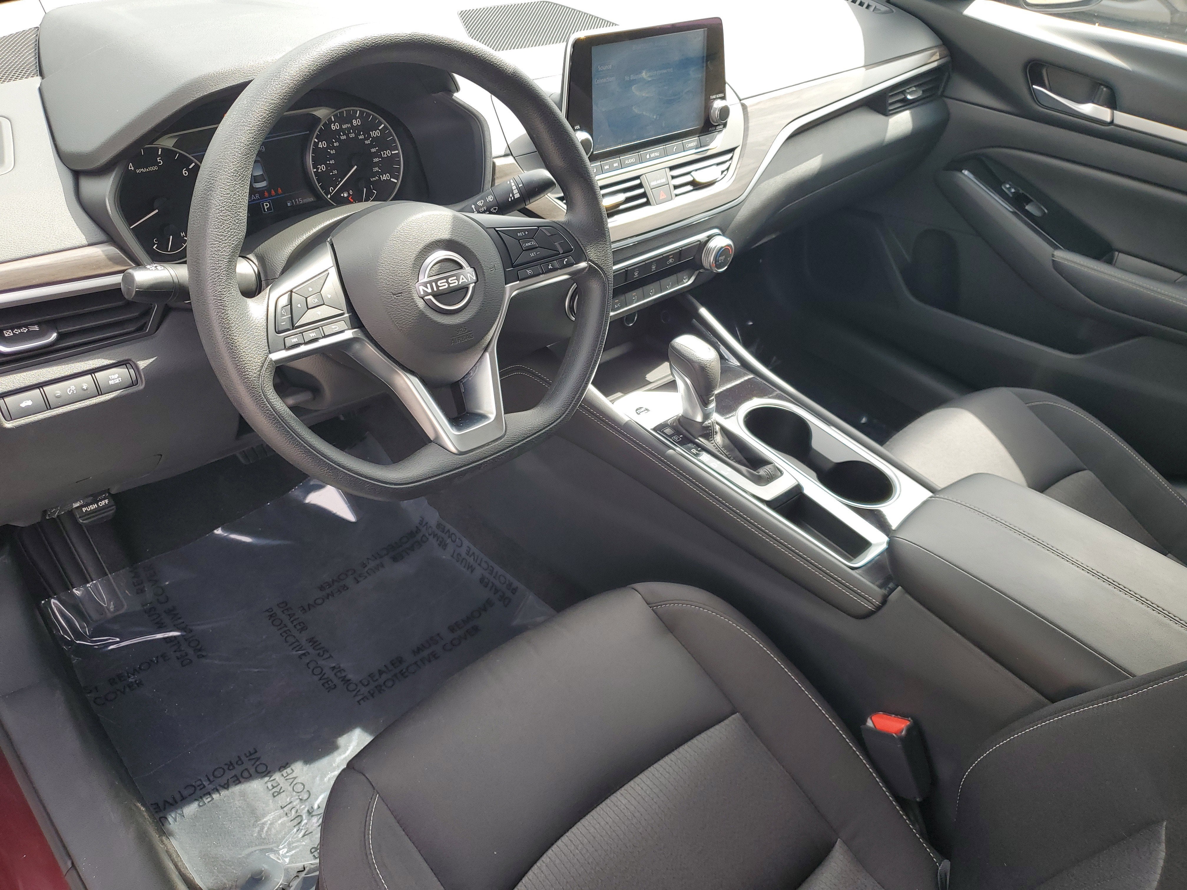 2023 Nissan Altima SV