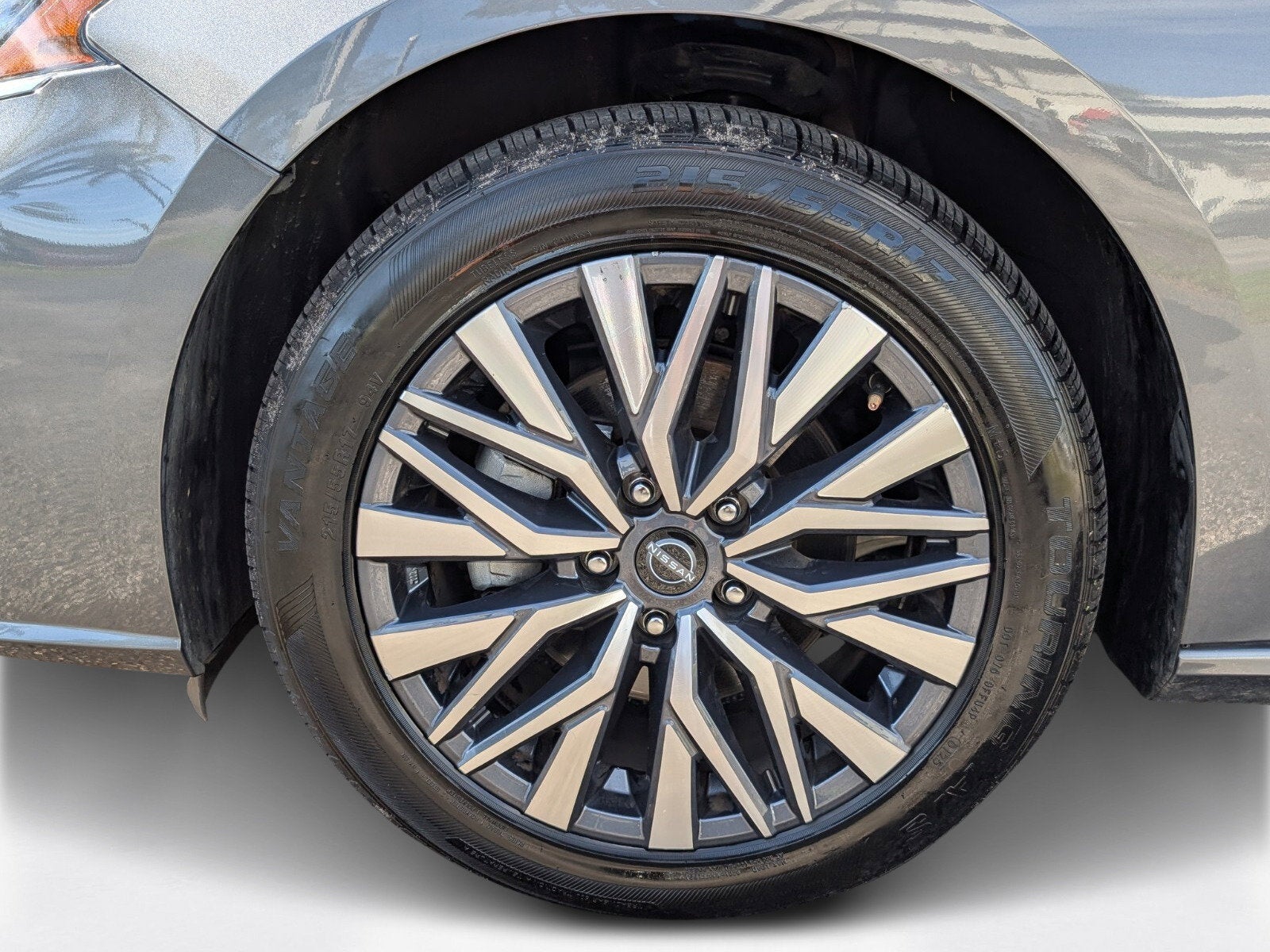 2024 Nissan Altima SV