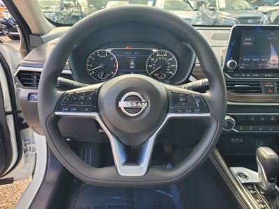 2023 Nissan Altima SV