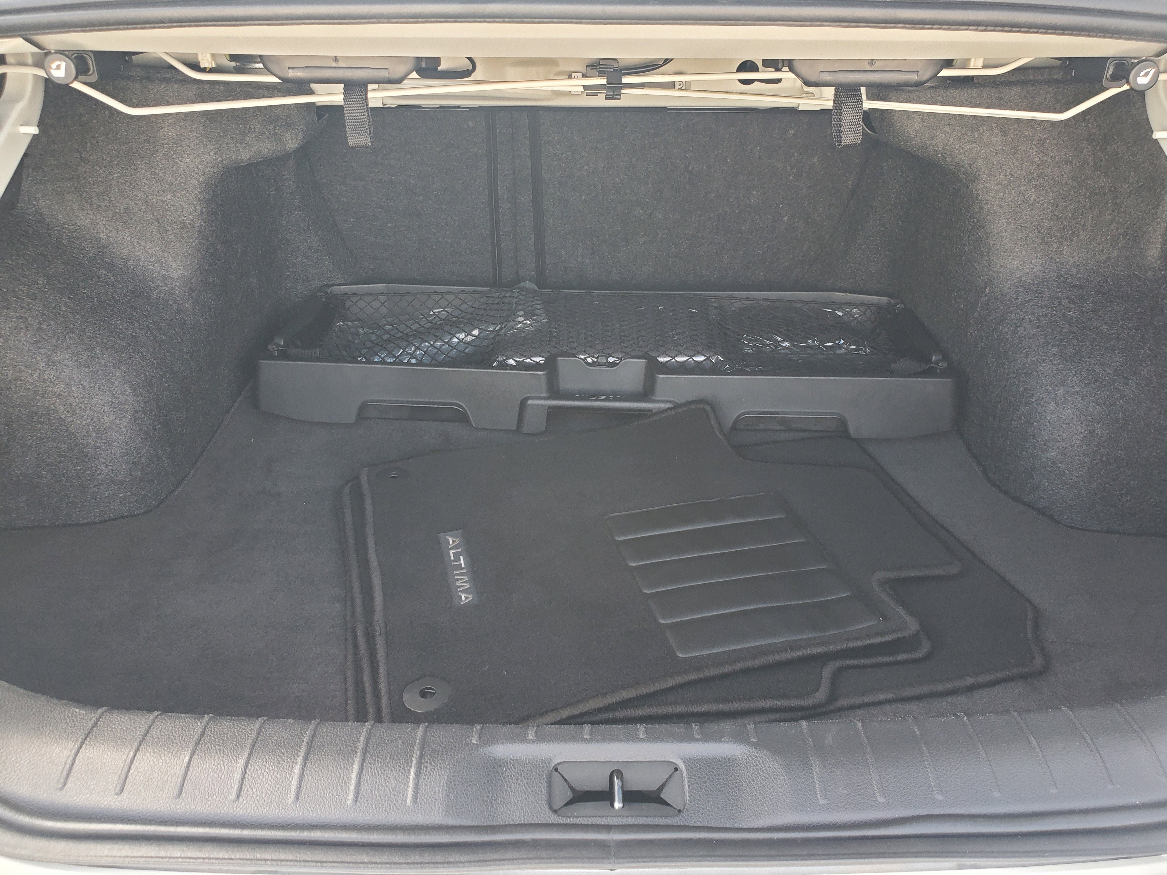 2023 Nissan Altima SV