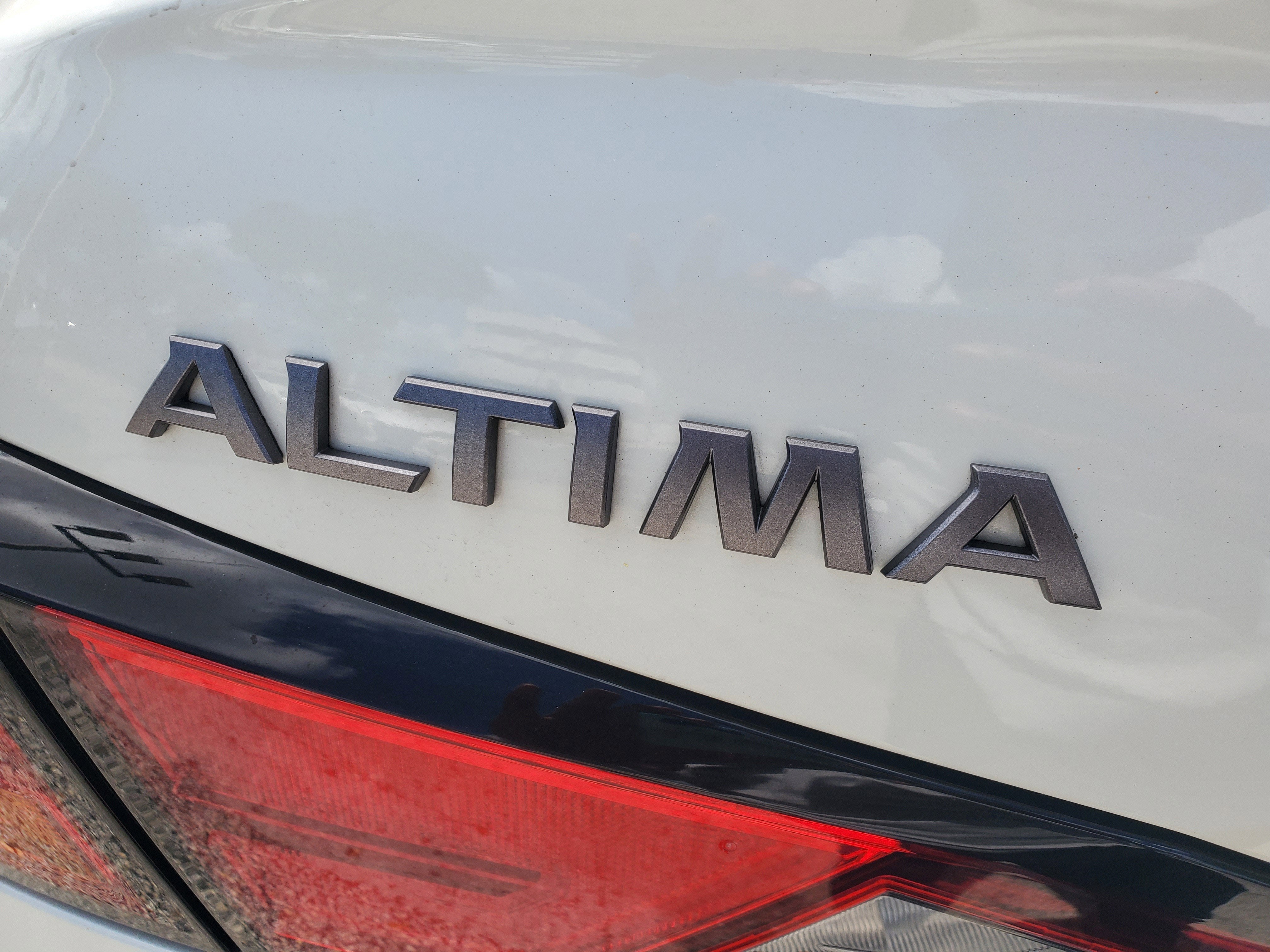 2023 Nissan Altima SV