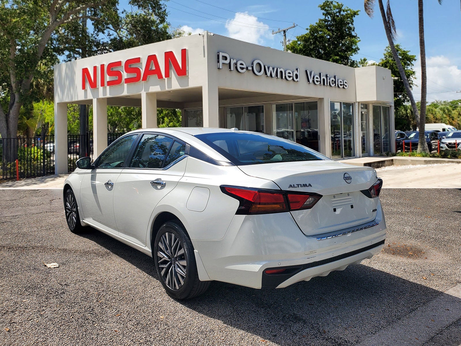 2023 Nissan Altima SV