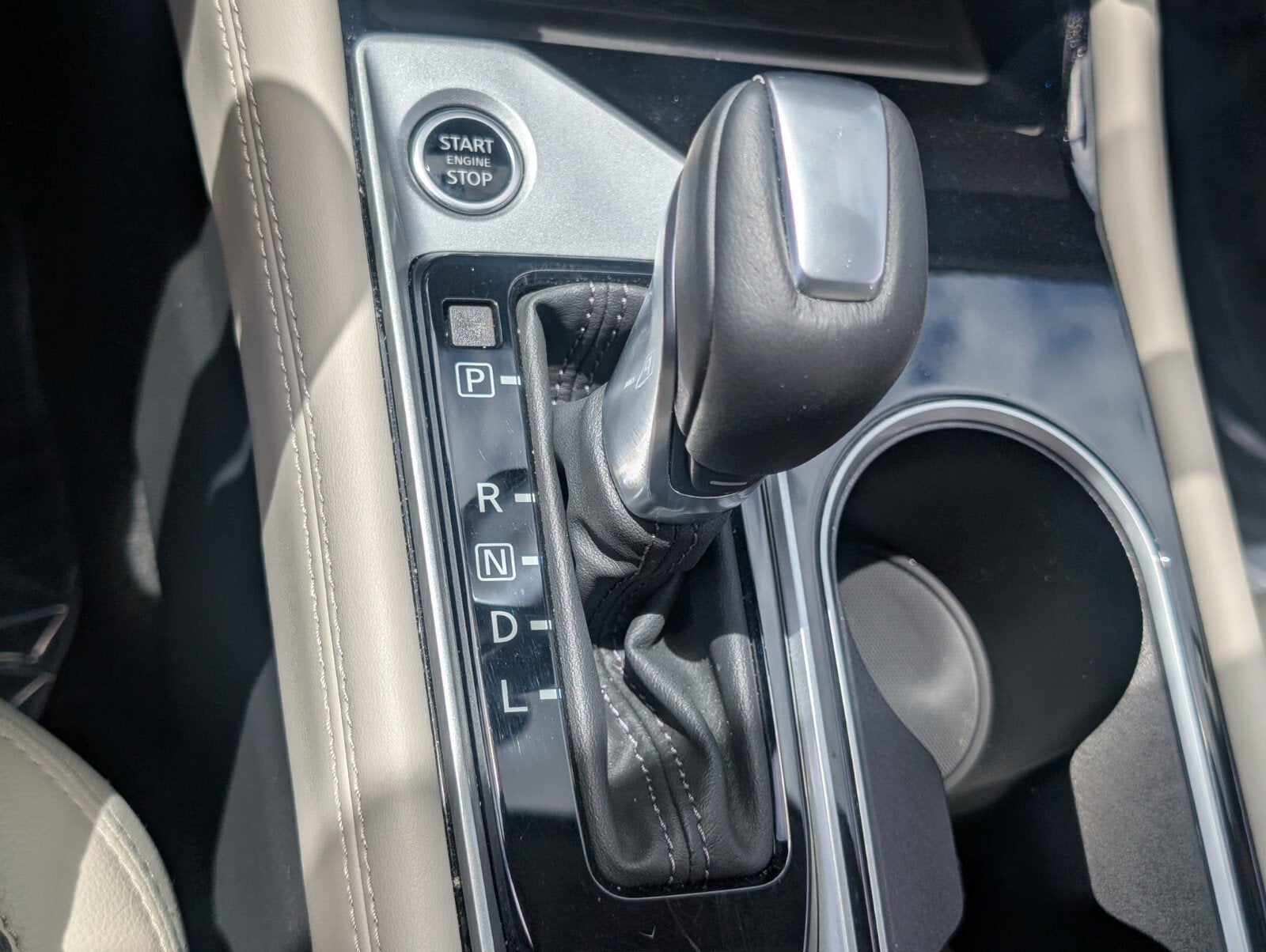 2025 Nissan Altima SL