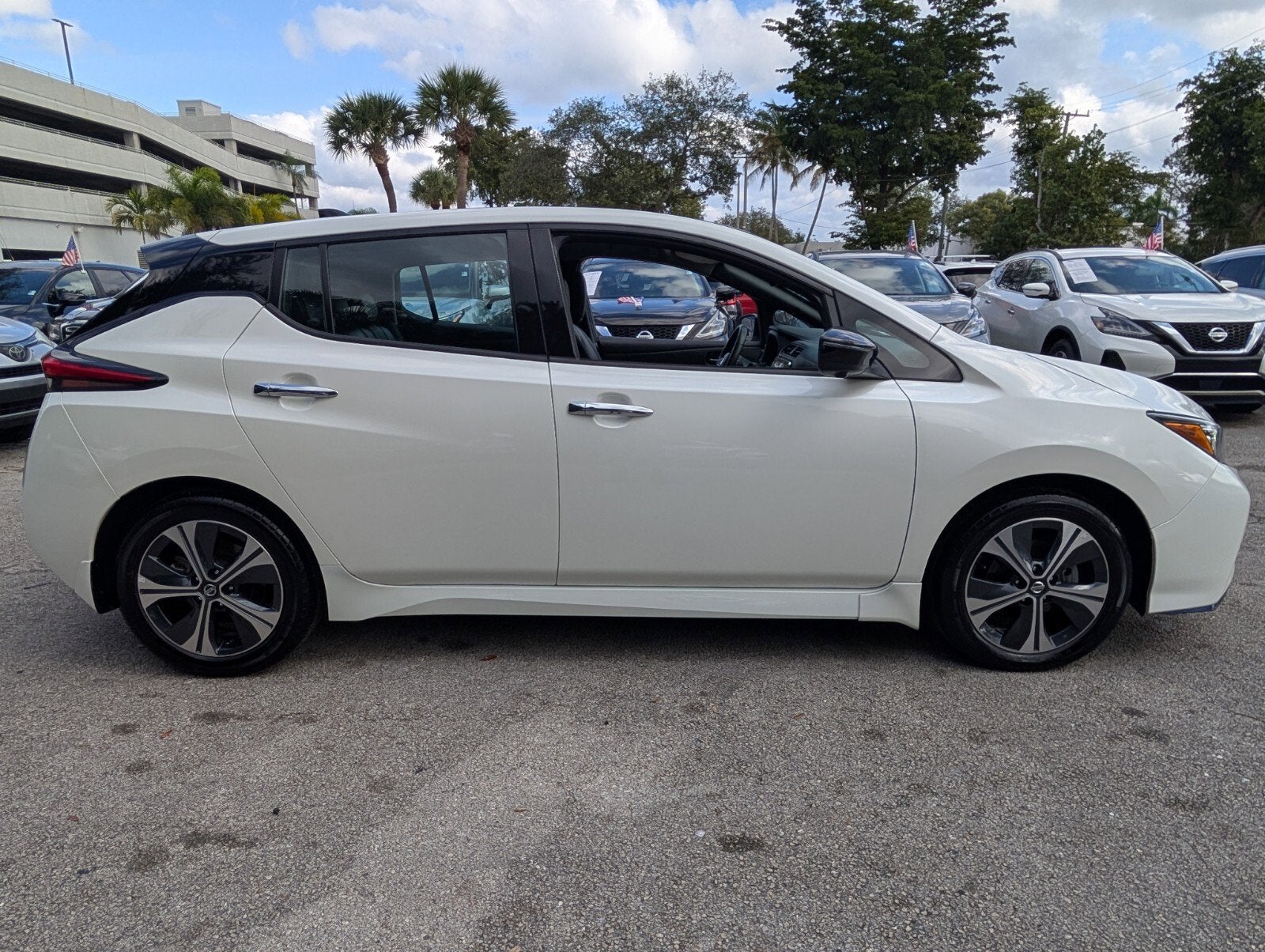 2021 Nissan LEAF SL PLUS