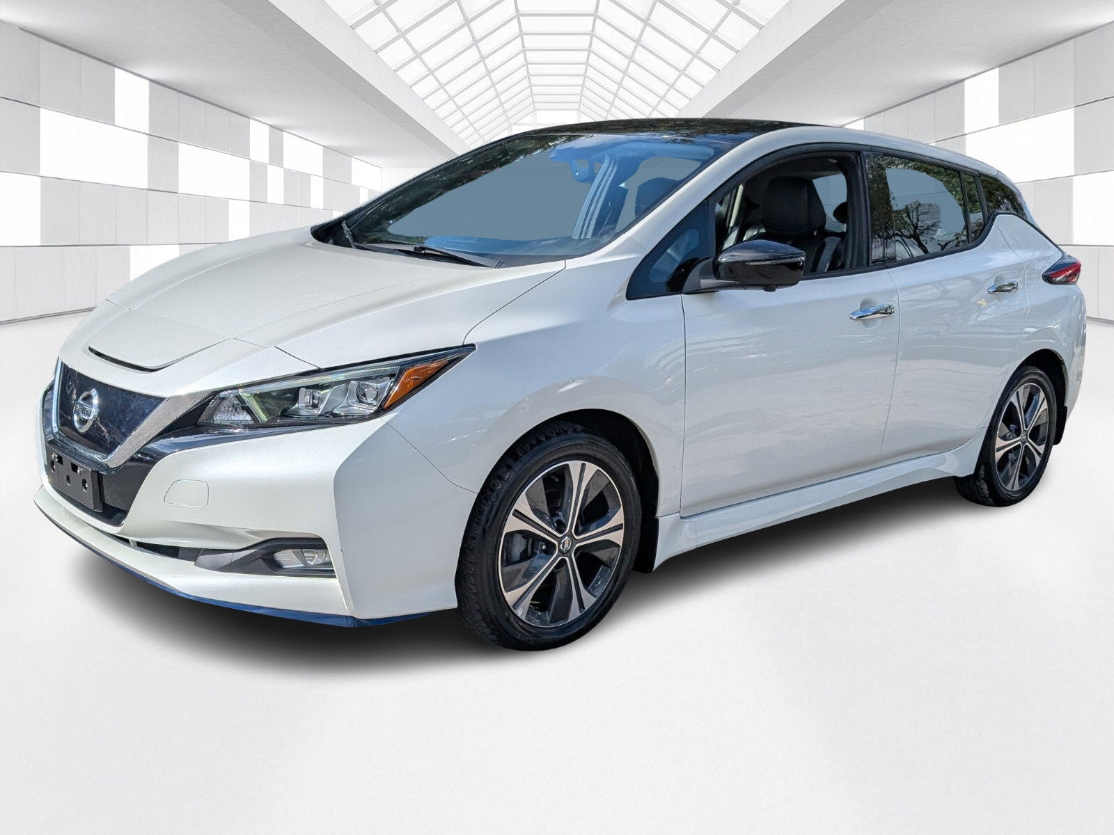2021 Nissan LEAF SL PLUS