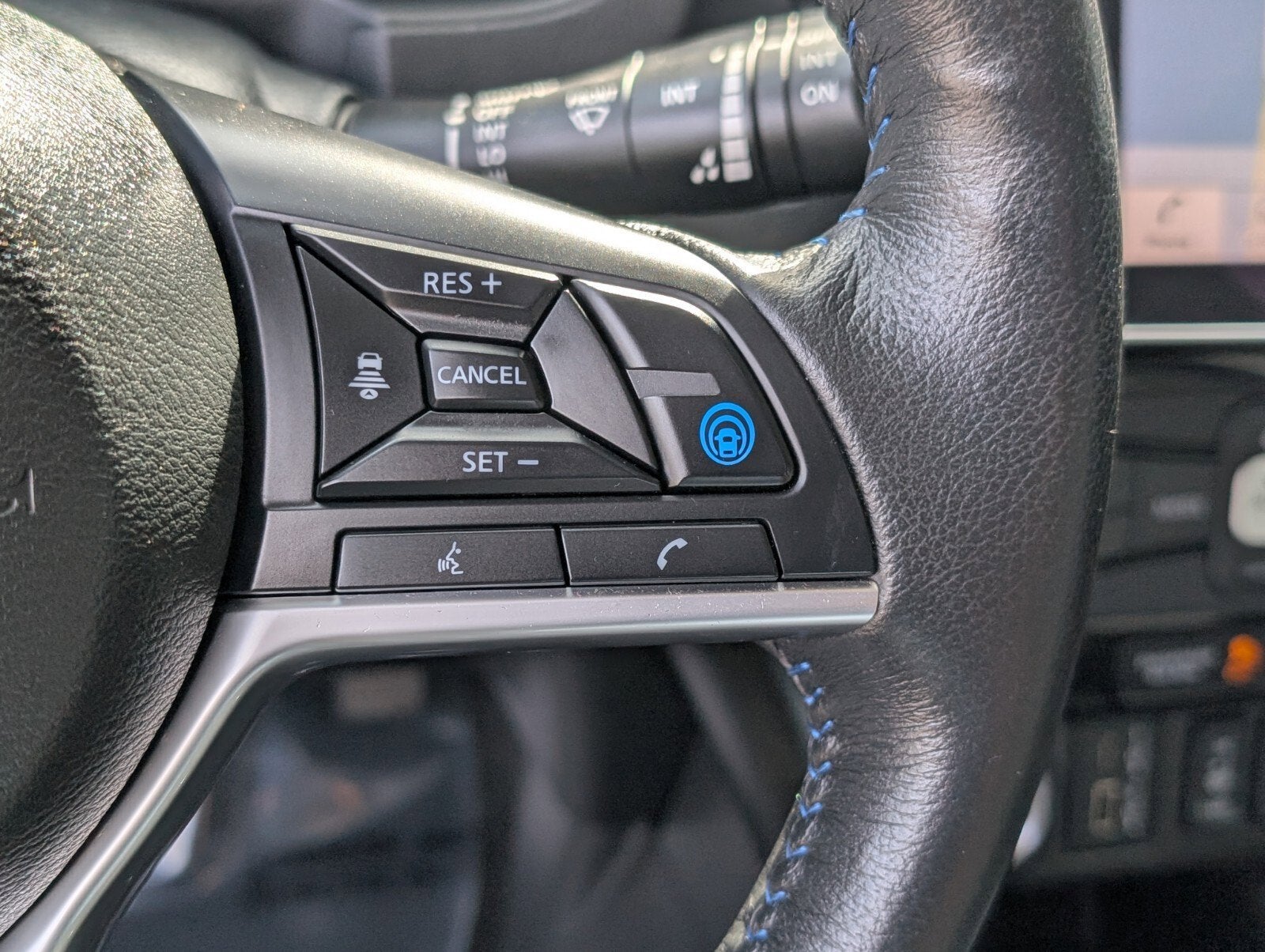 2021 Nissan LEAF SL PLUS