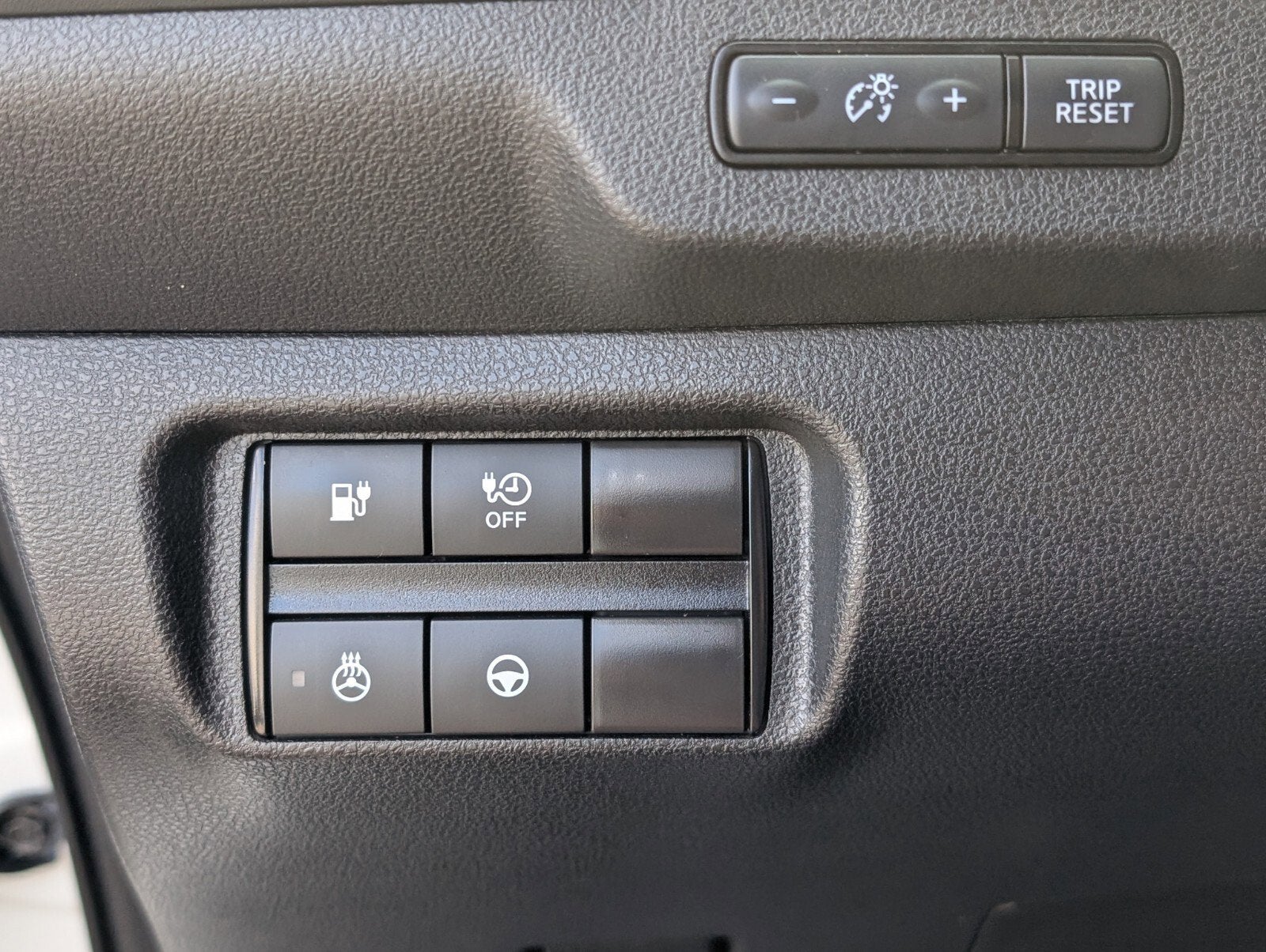 2021 Nissan LEAF SL PLUS