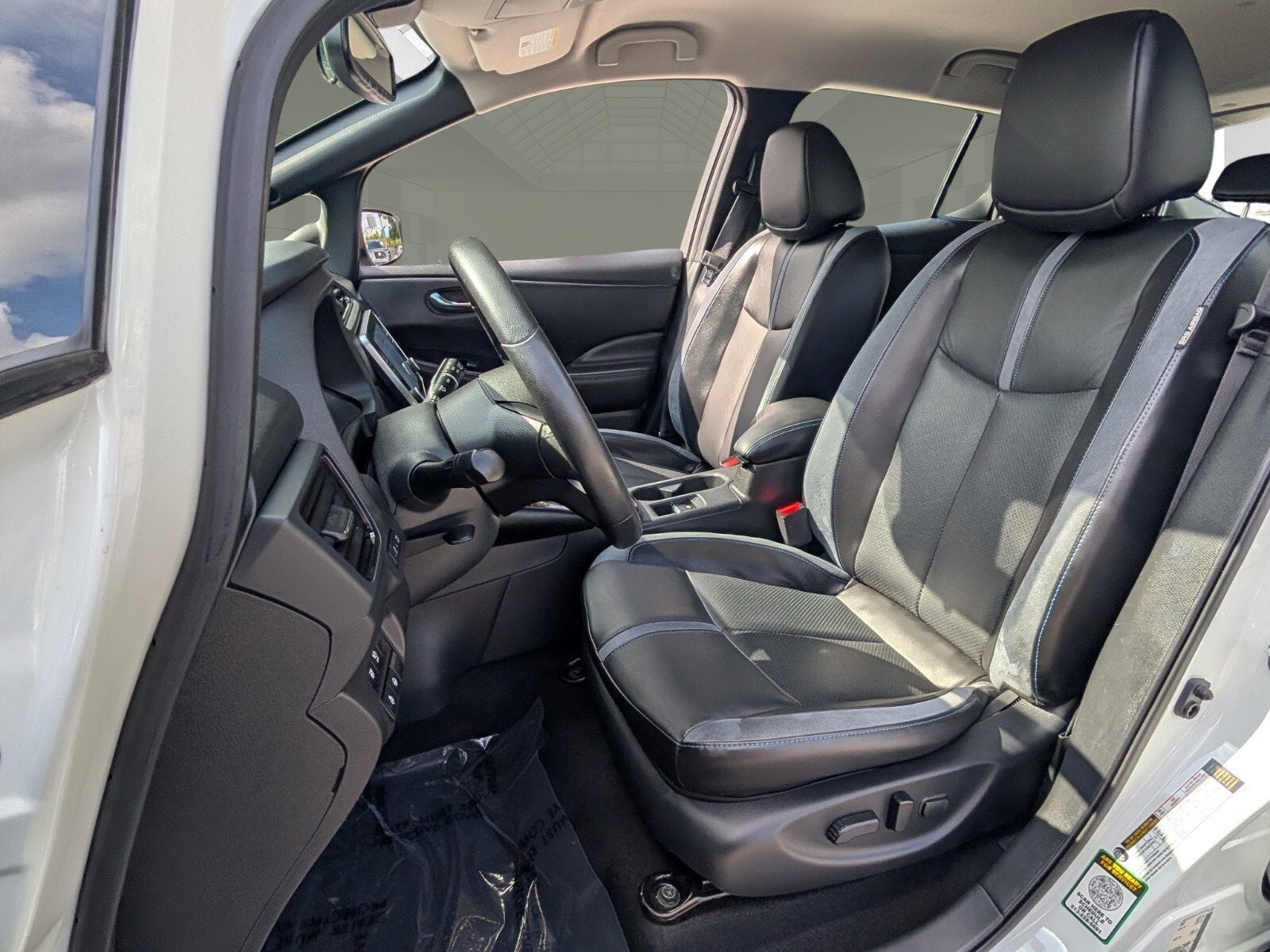 2021 Nissan LEAF SL PLUS