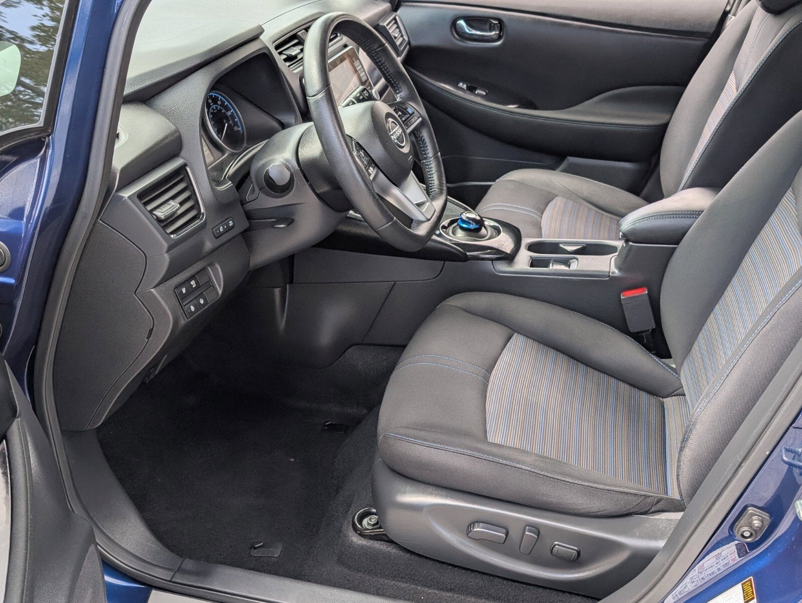 2024 Nissan LEAF SV PLUS