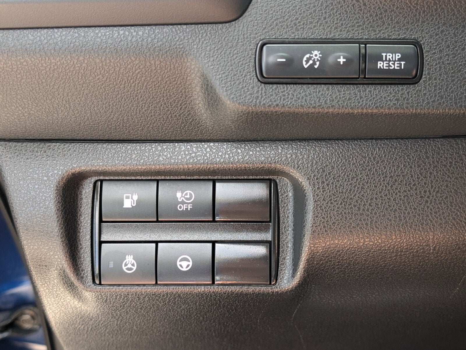 2024 Nissan LEAF SV PLUS