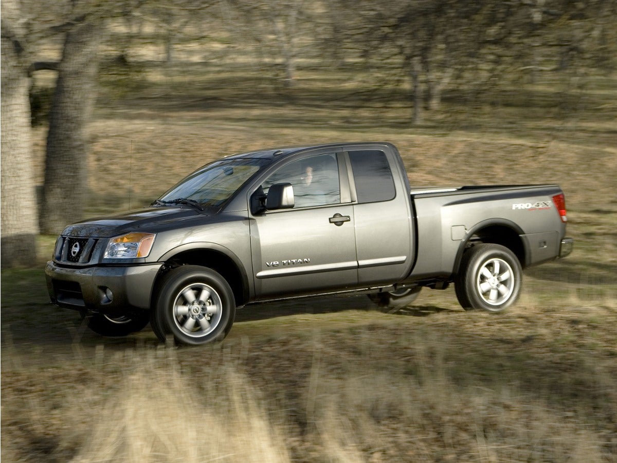 2011 Nissan Titan SV