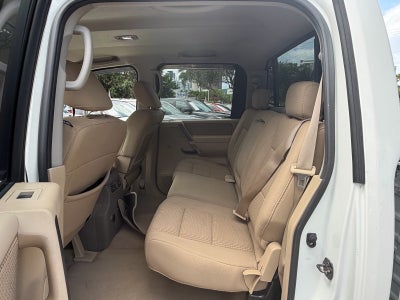 2011 Nissan Titan SV