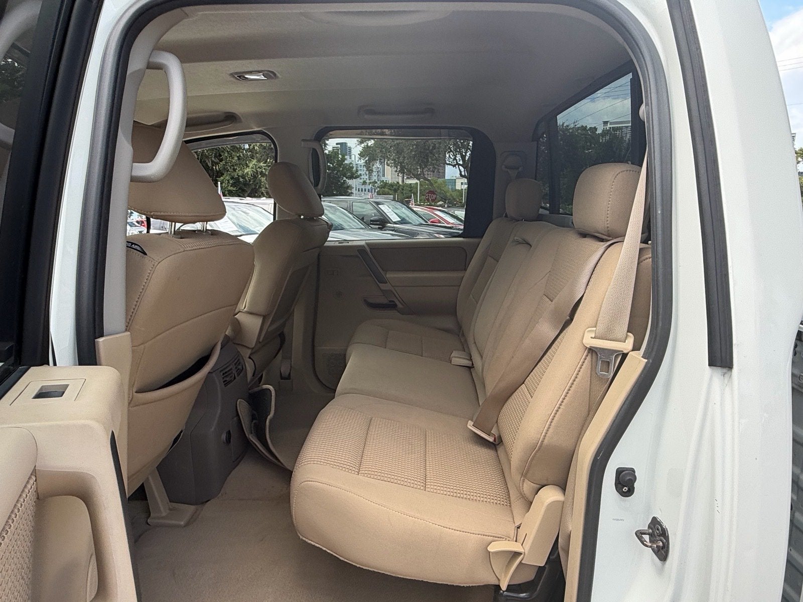 2011 Nissan Titan SV