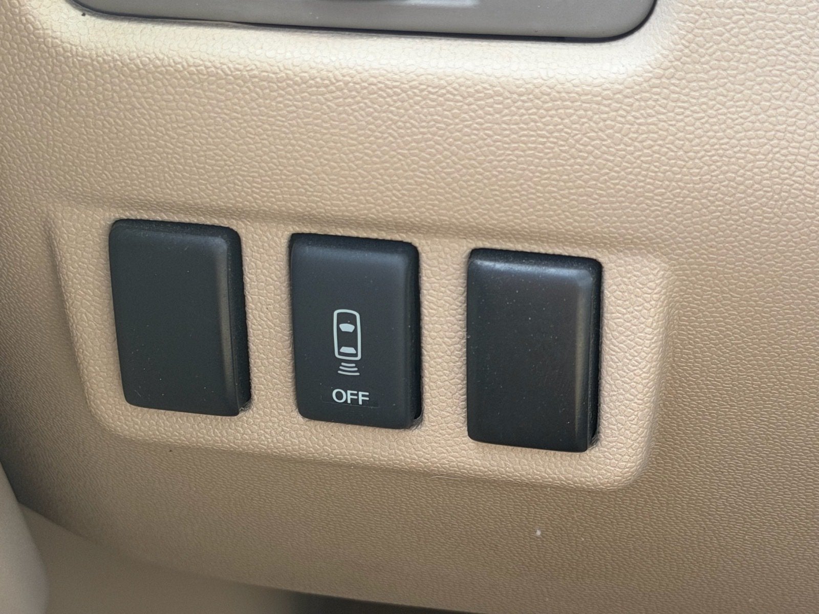 2011 Nissan Titan SV