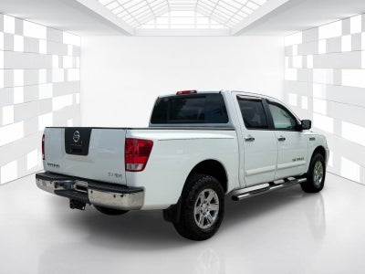 2011 Nissan Titan SV