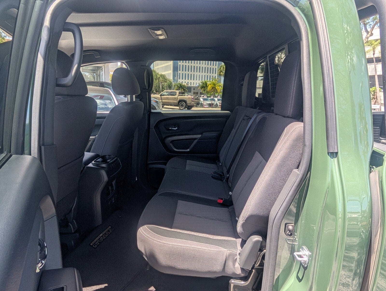 2024 Nissan Titan SV
