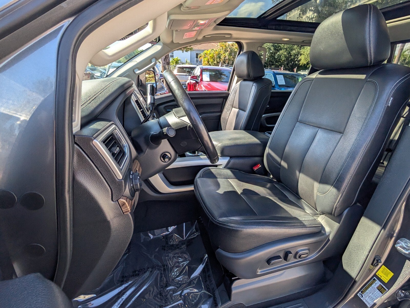 2021 Nissan Titan Crew Cab SL