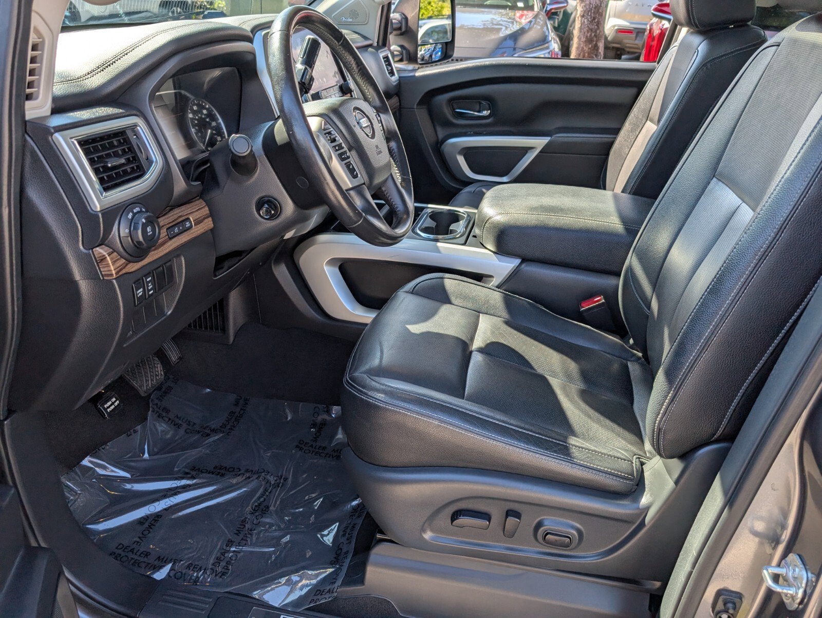 2021 Nissan Titan Crew Cab SL