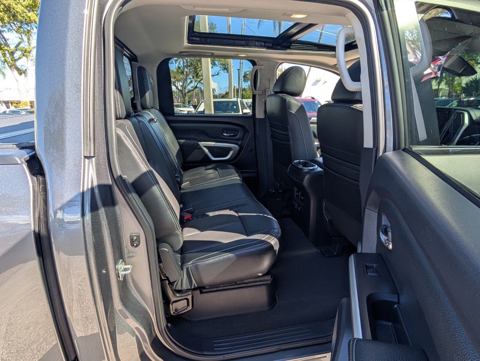 2021 Nissan Titan Crew Cab SL