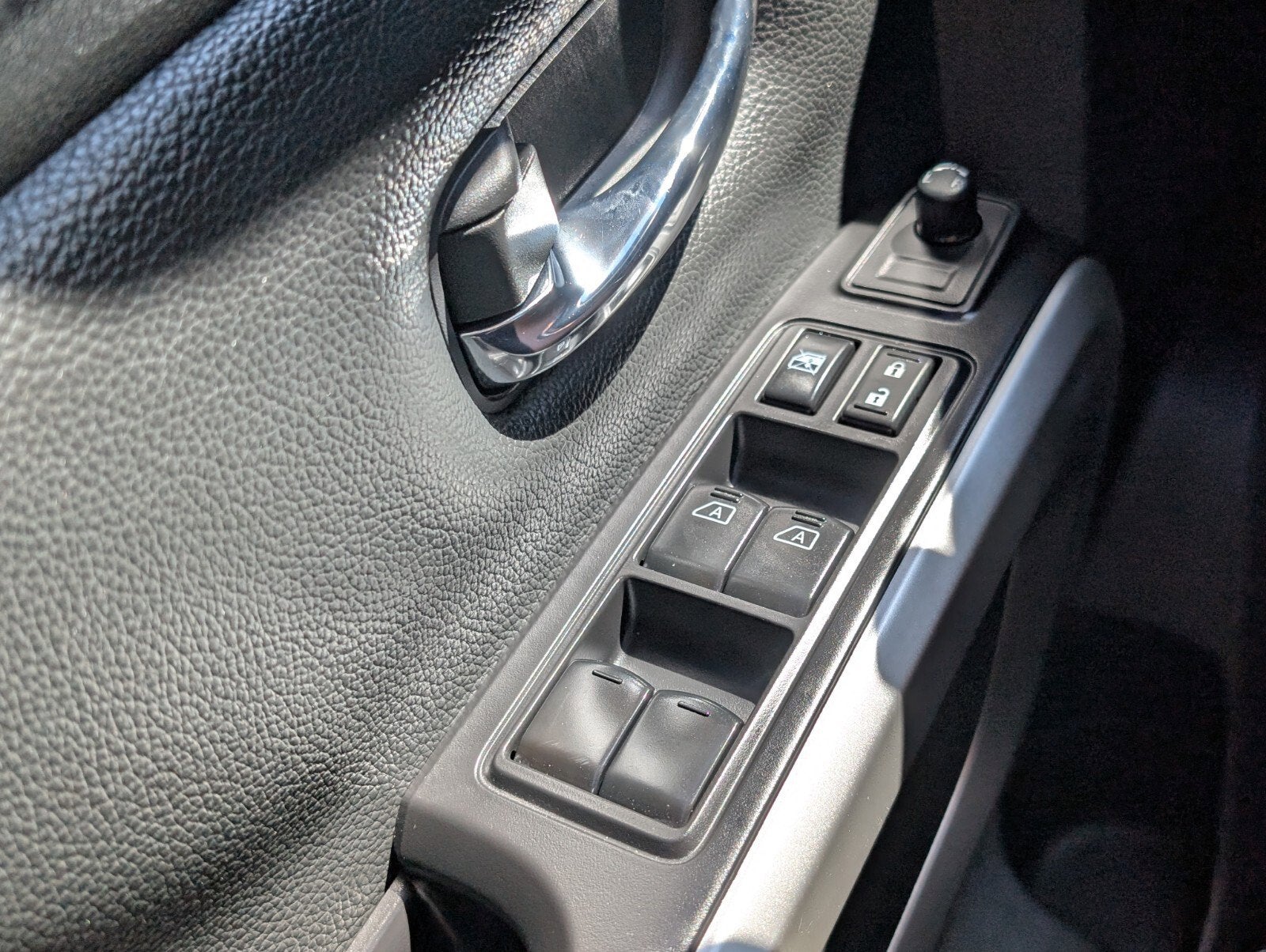 2021 Nissan Titan Crew Cab SL