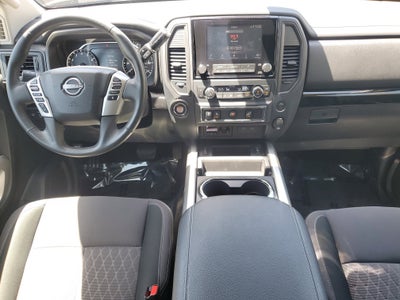 2024 Nissan TITAN Crew Cab SV