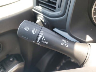 2024 Nissan TITAN Crew Cab SV